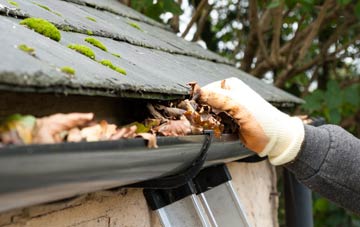 gutter cleaning Threapland